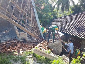 BNPB: Terjadi 53 Kali Gempa Susulan di Lebak, 2.760 Rumah Rusak