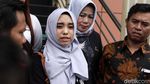 Berhijab Ungu, Salmafina Siap Jadi Janda?