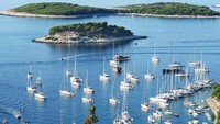 Di bulan Agustus akan hadir SailWeek Croatia. Nikmatilah indahnya laut Kroasia dengan berpesta dari atas kapal (Getty Images)