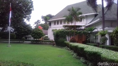 Rumah Dinas Gubernur Anies yang Akhirnya Tetap Tanpa Lift