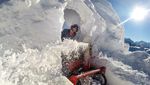 Foto: Serunya Bikin Igloo Sendiri di Swiss