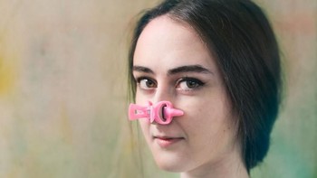 Alat pelurus hidung. (Foto: evijalaivina)