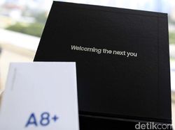 Unboxing Galaxy A8+, Jagoan Terbaru Samsung