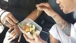 Ternyata Tora Sudiro Doyan Banget Jengkol Hingga Rujak