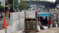 Deputy Project Manager, PT Jaya Konstruksi di Proyek Pembangunan Underpass Matraman Salemba, Jaliyul Masmaro, mengatakan underpass Matraman ke Pramuka sudah tembus, begitu juga dari Matraman Raya ke Matraman Dalam maupun Pramuka.