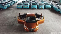 Mobil bermuka dua made in Bandung Foto: Abdul Haris Utiarahman