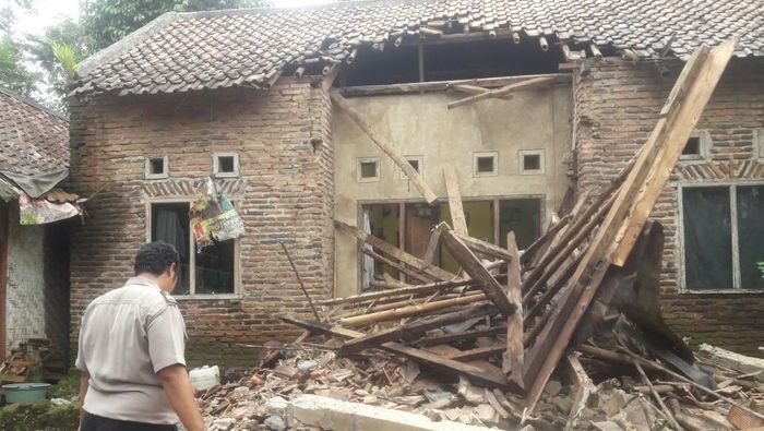 Foto: Bangunan di Pandeglang yang rusak akibat gempa. (Dok Polres Pandeglang) Foto: Bangunan di Pandeglang yang rusak akibat gempa. (Dok Polres Pandeglang)