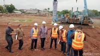Program ini akhirnya direalisasikan pada 18 Januari 2018 lalu, atau sekitar setahun setelah wacana ini didengungkan ke publik. Rumah tanpa DP itu kini berwujud Rusunami. Foto: Agung Pambudhy/detik.com