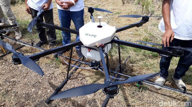 Panen Padi di Jateng Mentan Jajal Drone Pertanian 