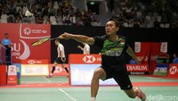 Sony mengalahkan pebulutangkis asal Hong Kong itu dengan skor 21-19, 21-19.