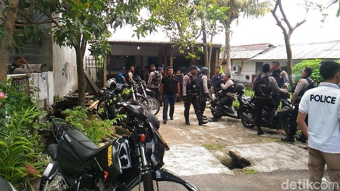 Polisi gerebek Kampung Ambon Jakbar