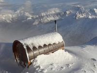 Letaknya berada di atas gunung es (Rifugio Lagazuoi)