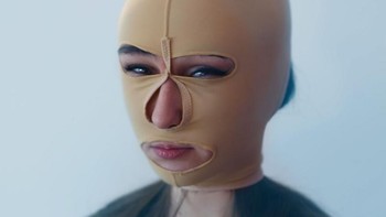 Lagi, alat anti keriput. (Foto: evijalaivina)