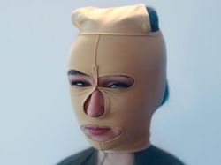 Kumpulan Alat Kecantikan Aneh yang Mejeng di Lapak Online