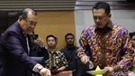 Kahar Muzakir Dilantik Jadi Ketua Komisi III