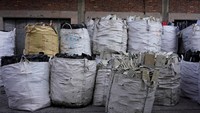 Penghentian impor sampah dalam usaha untuk mengurangi polusi dan meningkatkan kesehatan warga mereka. (Foto: Dok. REUTERS/Aly Song)