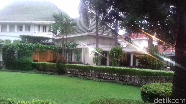 Tim Pemugaran Sebut Biaya Rp 2,4 M Renovasi Rumah Dinas Anies Tidak Besar Tim Pemugaran Sebut Biaya Rp 2,4 M Renovasi Rumah Dinas Anies Tidak Besar