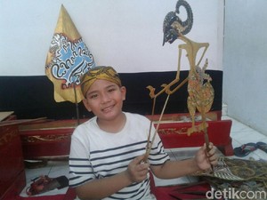 Fatikh, Dalang Cilik Asal Ponorogo Suka Lagu Nostalgia
