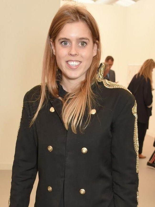 Putri Batrice merupakan cucu lainnya dari Ratu Elizabeth. Wanita 29 tahun itu adalah putri dari Pangeran Andrew dan Sarah Ferguson. Putri Batrice keturunan ketujuh mendapatkan gelar Ratu.  Foto: Getty Images