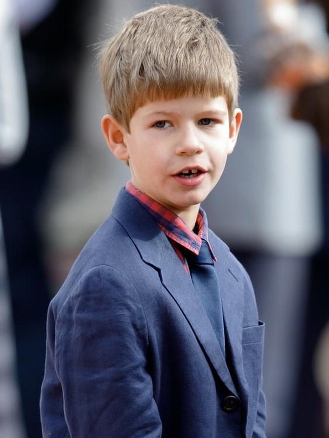 Cucu termuda Ratu Elizabeth adalah James yang merupakan adik dari Lady Louise. James kini berusia 10 tahun dan keturunan ke-10 yang bisa memimpin kerajaan Inggris. Foto: Getty Images