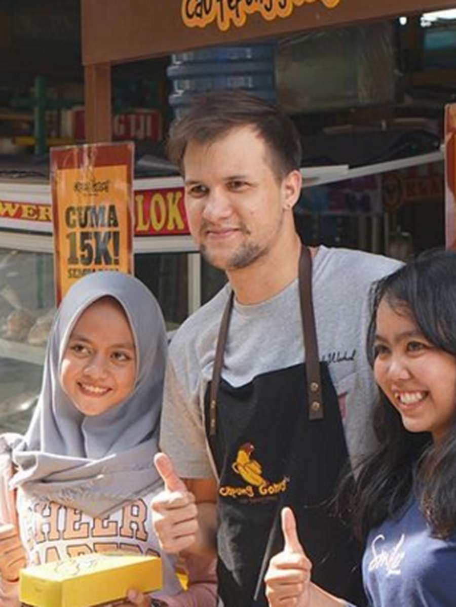 Collin Dagang Gorengan Chef Juna Punya Pacar Baru