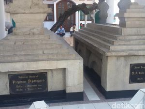 Doa Upacara Ziarah Nasional Resmi untuk Hari Pahlawan 10 November