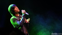 Acara konser yang di bintangi oleh dmasiv, Padi, Anji, Once, Glenn Fredly dan masih banyak lagi. 