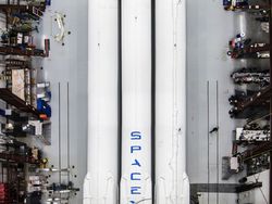 Melihat Kehebatan Roket Terkuat di Dunia