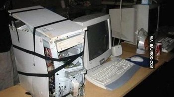 Cara biar CPU tetap terlihat rapi walau sudah berantakan. (Foto: Internet)