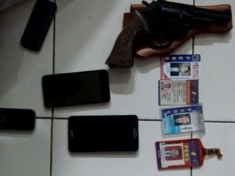 Barang bukti yang disita dari pelaku