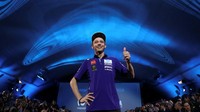 Rossi mengatakan bahwa dirinya tidak ingin buru-buru menentukan apakah akan terus membalap atau gantung helm. Keputusan Rossi akan diambil setelah selambatnya di rentang tiga balapan pertama. Foto: Susana Vera/Reuters