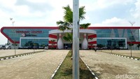 Venue Bowling tampak depan.