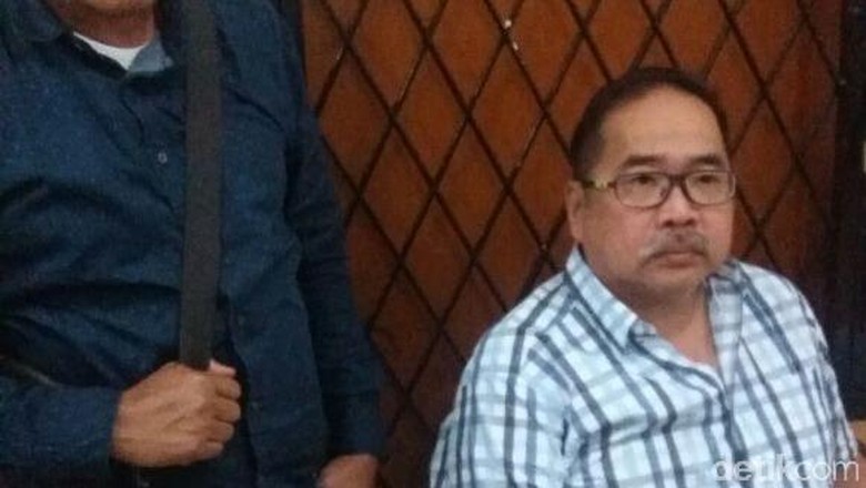 Buron Kasus Pajak Fiktif Ditangkap di Bandara Halim Buron Kasus Pajak Fiktif Ditangkap di Bandara Halim