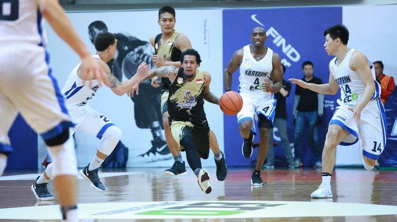 Dua Pemain Lawan Triple-Double, CLS Knights Kembali Telan Kekalahan Dua Pemain Lawan Triple-Double, CLS Knights Kembali Telan Kekalahan