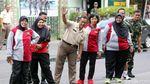 Potret Antusias Warga Tonton Tour de Indonesia 2018