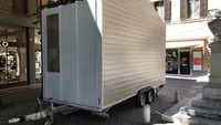 Gerobak ini didesain oleh seorang arsitek asal Italia bernama Leonardo di Chiarra. Ia mengubah benda berkuran 96 kaki persegi menjadi tempat tinggal mini. Inhabitat/Istimewa.