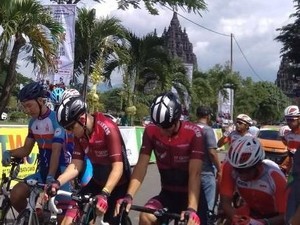Candi Prambanan Saksi Tour de Indonesia Hidup Lagi