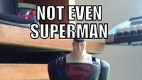 Superman pun jadi meme skip leg day karena hanya tubuh bagian atasnya yang besar. (Foto: Know Your Meme)