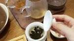 Putih Mungil Shi Jian Tea, Tempat Asyik Menyeruput Teh