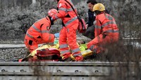 Penyebab kereta tergelincir masih diselidiki (Foto: Dok. Reuters/stringer)