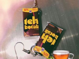 Anting Bentuk Yakult dan Teh Kotak hingga Tempat Ngeteh Mungil yang Instagramable