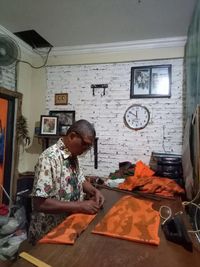 Begini Asal Mula Suparto Jadi Penjahit Langganan Jokowi