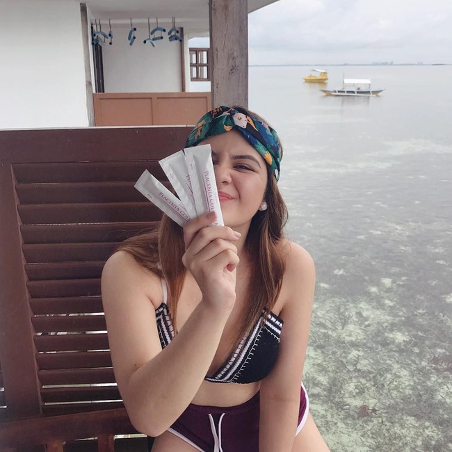 Ketika Isabelle mengenakan bikini two pieces saat berada di Nalusuan Island. Foto: Instagram