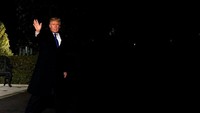 Trump tampak tak ditemani sang istri, Melania Trump (Foto: Dok. Reuters)