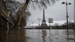 Foto: Begini Wajah Paris dan Eiffel Saat Kebanjiran