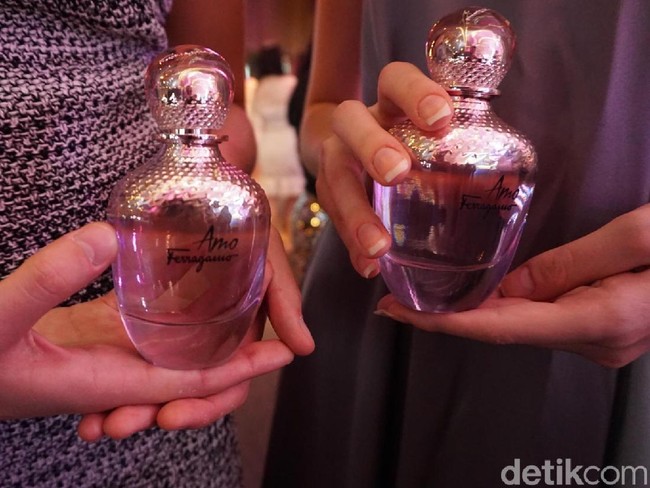  Parfum Amo Ferragamo akan hadir di Indonesia pertengahan Februari mendatang. Foto: Daniel/Wolipop