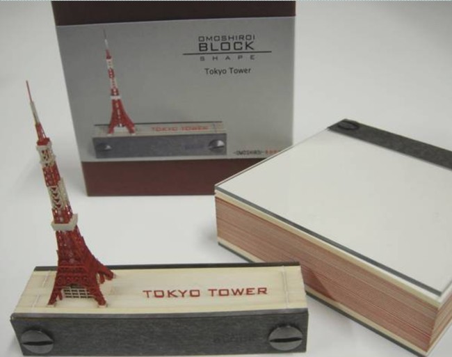 Mulai dari piano, biola, kamera, kereta, Tokyo Tower, hingga kuil Kiyomizu-dera di Kyoto, Jepang, rasanya rangkaian Post-It tersebut adalah yang paling indah sekaligus unik. Foto: Instagram Triad Inc