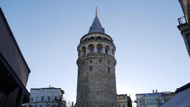menara