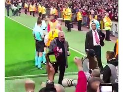 Deretan Meme Sambut Mourinho Latih MU Sampai 2020