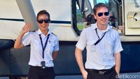 Gadis belia ini adalah salah satu pilot andalan Susi Air.